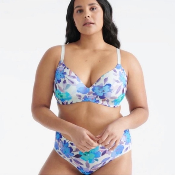 Knix WingWoman Bra- Size 6++ Wireless Comfort Plunge Bra - Picture 2 of 13